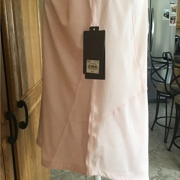 Tek Gear dry Tek women’s top. NWT - Picture 3 of 5